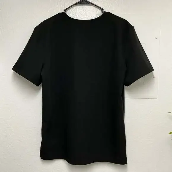 FIGS Black Scrub Top 
PO#2805 - Picture 2 of 5